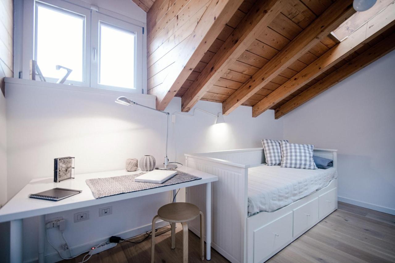 Modern Luxury Attic - Bymyhomeincomo Ngoại thất bức ảnh