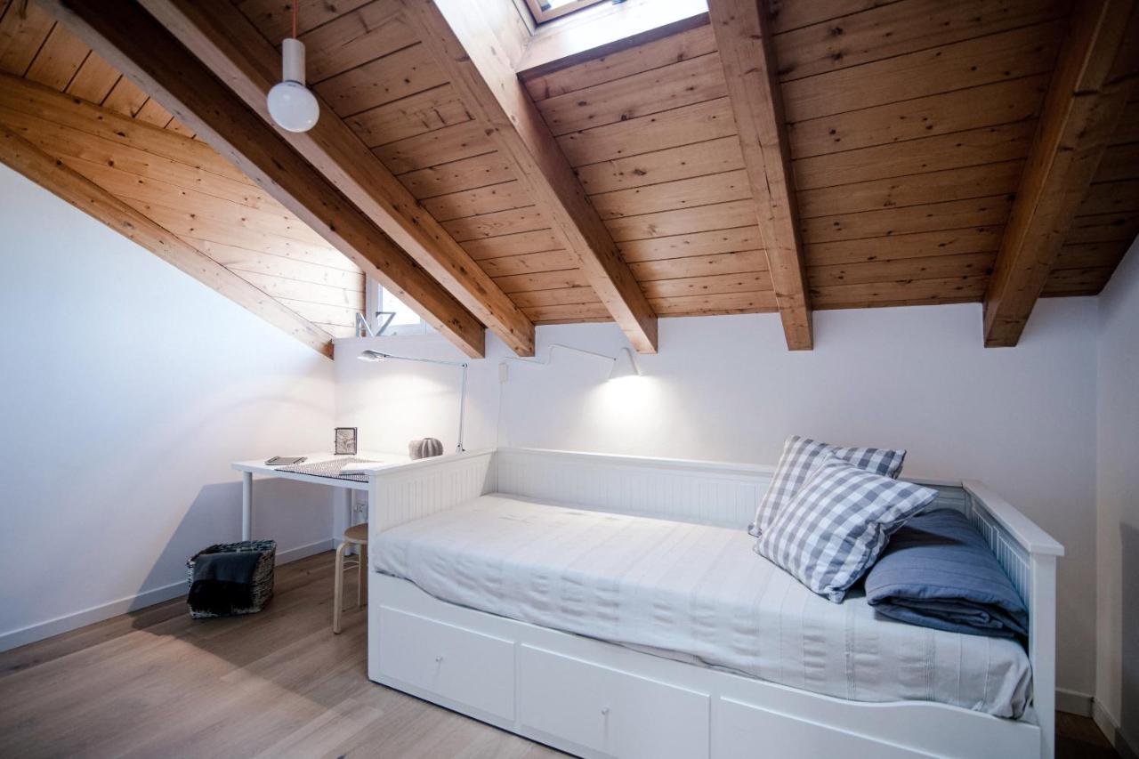 Modern Luxury Attic - Bymyhomeincomo Ngoại thất bức ảnh
